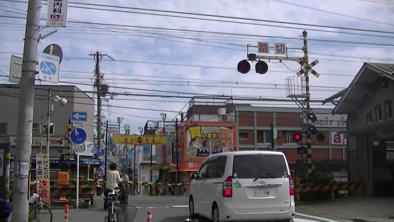 00121　南海電鉄石津川8号踏切　南海本線石津川駅と諏訪ノ森駅の間の踏切