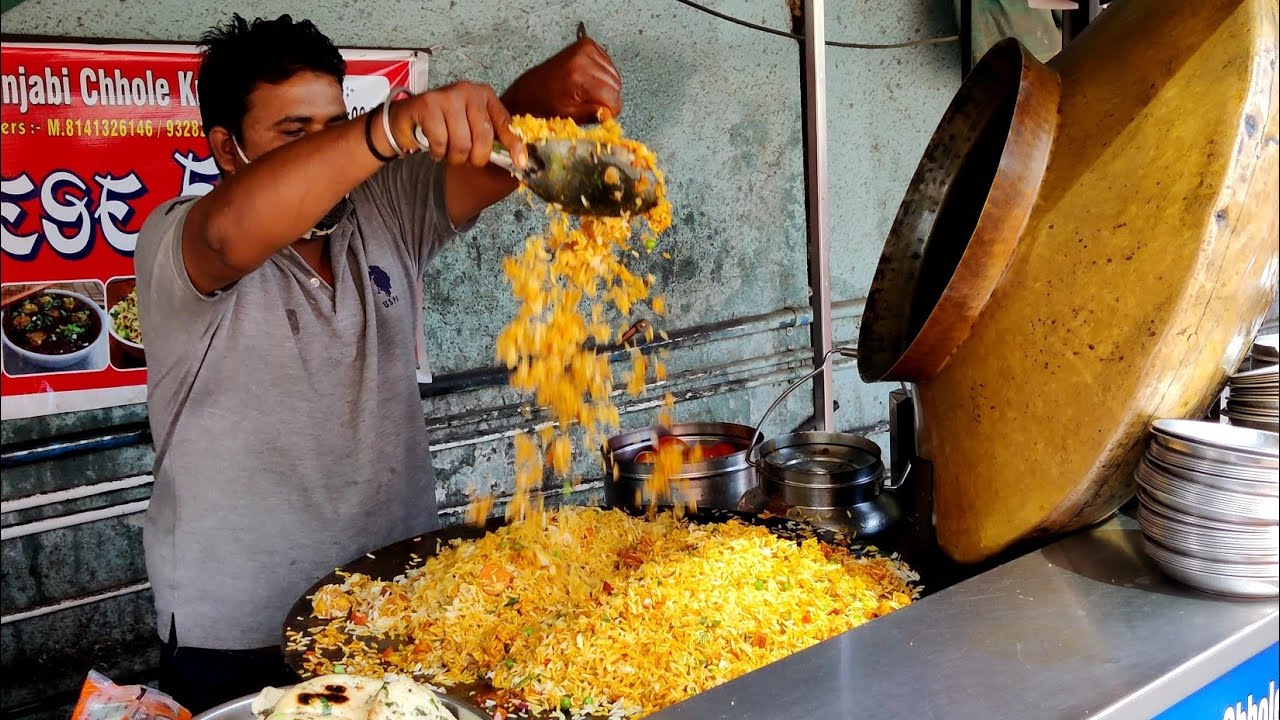 Master of Kashmiri Pulao | Amazing Pulao Making Skills | Indian Street Food