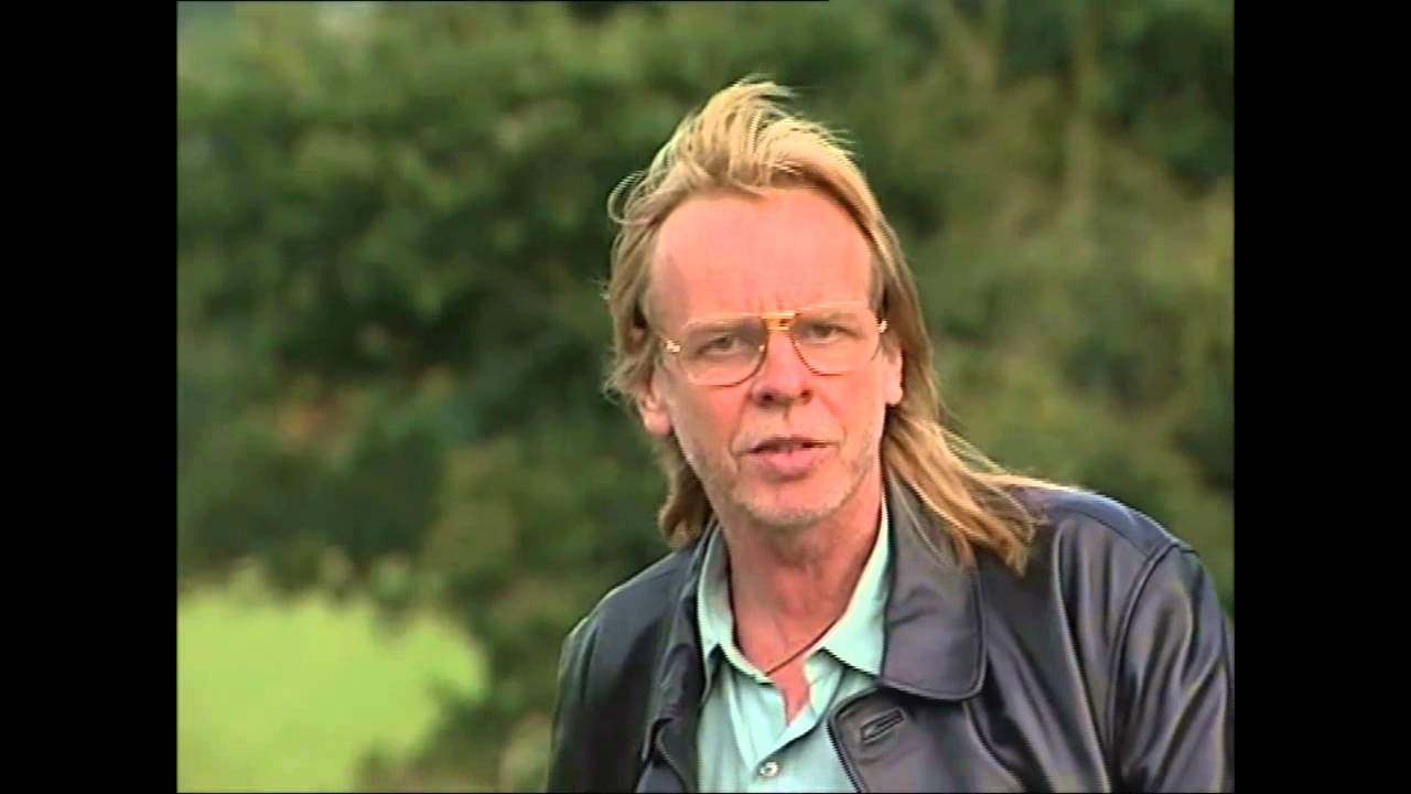 Roger Dean 2002 documentary hosted by Rick Wakeman