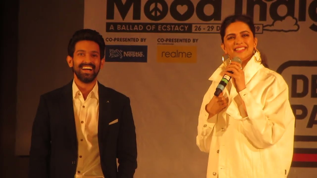 Deepika Padukone at IIT Bombay: Mood Indigo