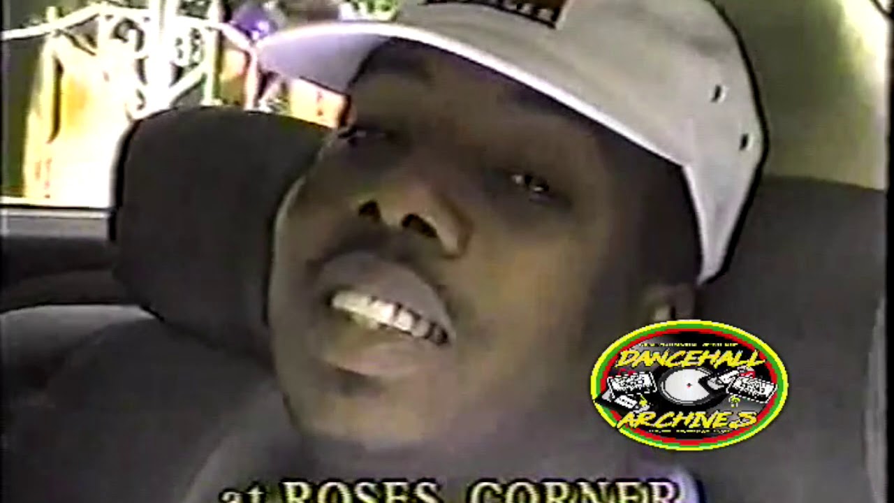 LIKKLE MISS & WILLIE HAGGART (ROSES CREW) BUS RIDE REGGAE BEACH 2000