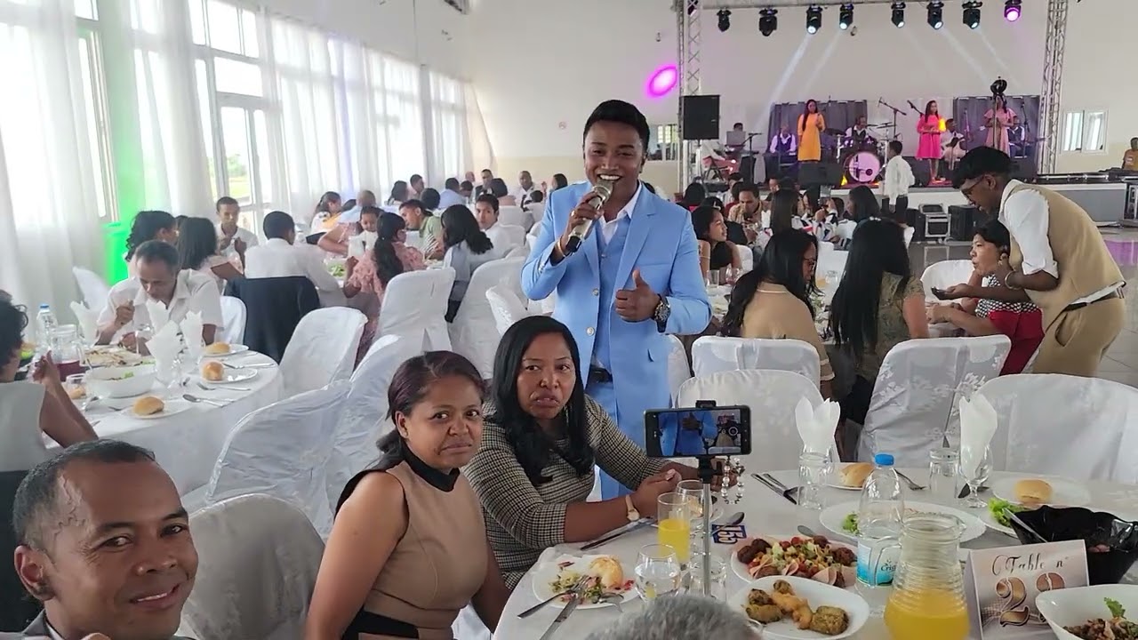 NY AVO Ny Antompisiako Live