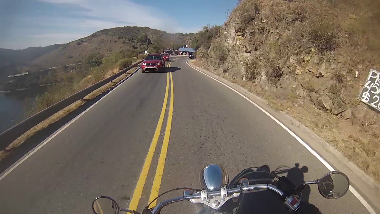 Paseo en moto por el lago - Honda Shadow 750