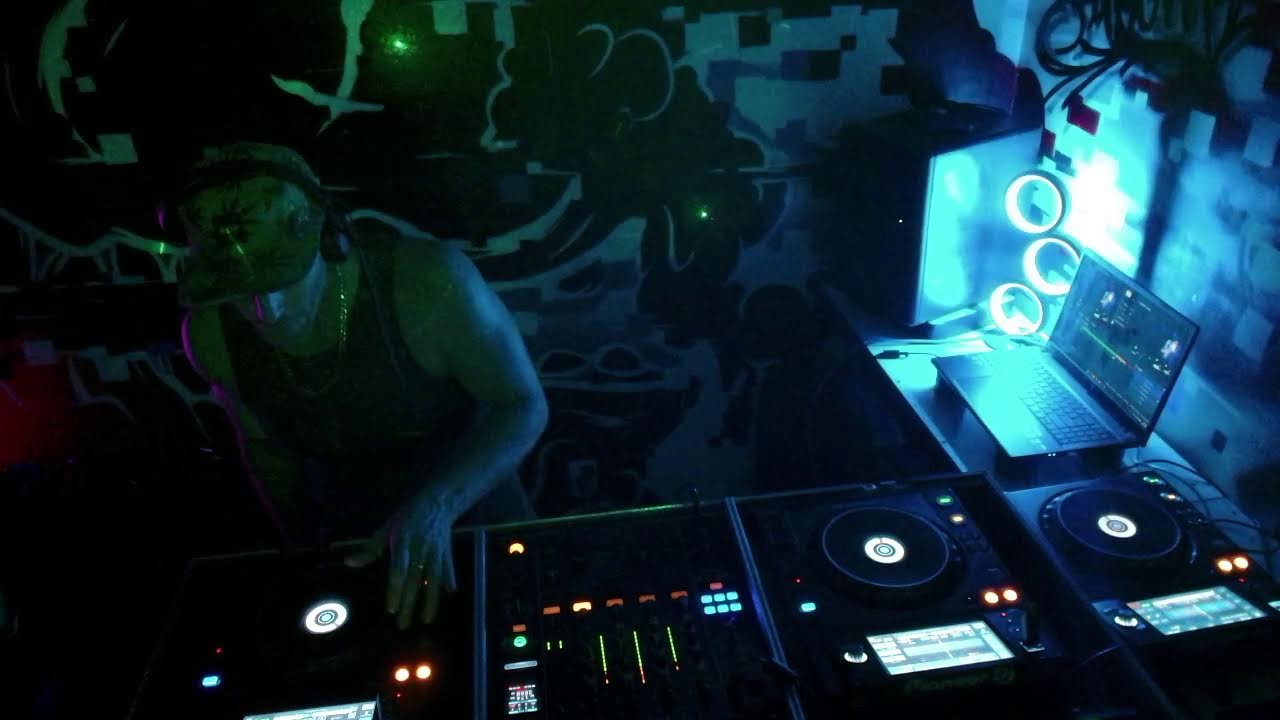 Boom Tunes w/ Shredder // Drop FM LIVE