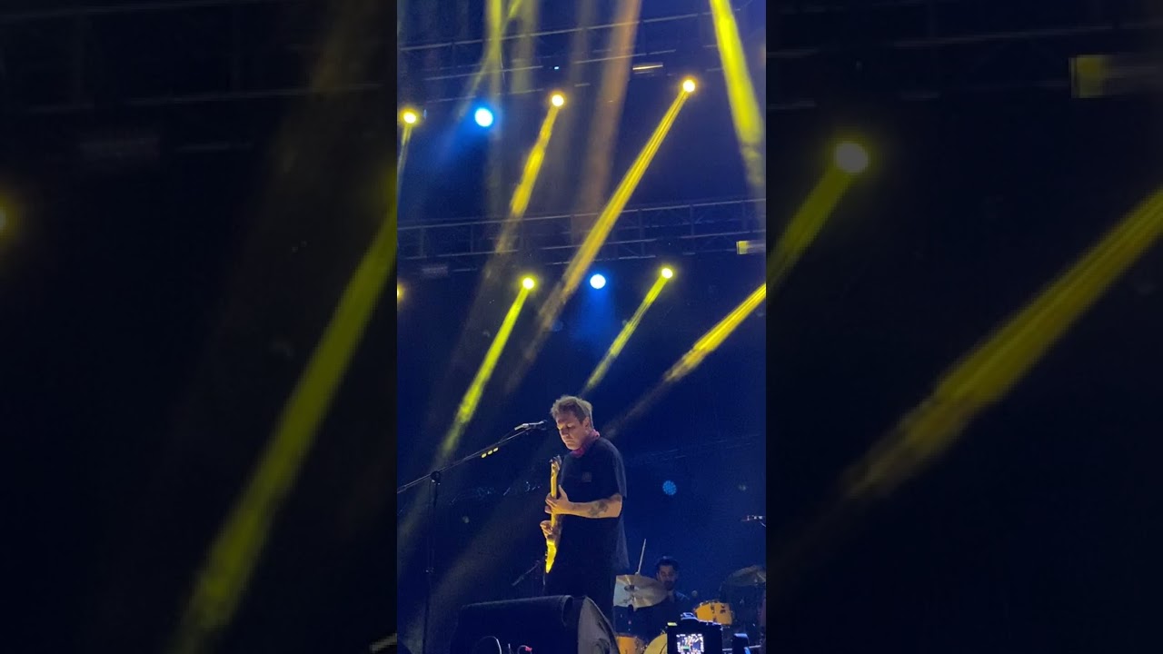 Batuhan Mutlugil - Bambaşka Konser (Küçükçiftlik Park İstanbul)