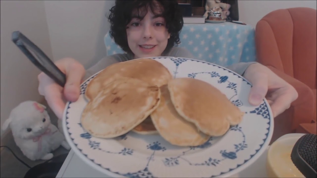 MUKBANG  Q&A + make pancakes with me 1080p 30fps H264 128kbit AAC