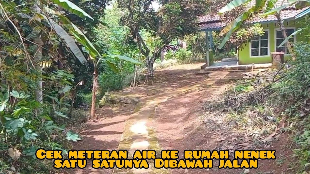 Cek meteran air ke rumah yang terpencil dibawah jalan 