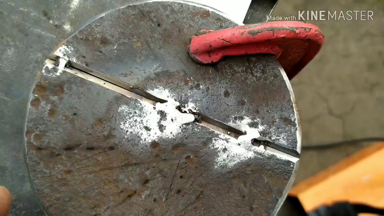 Шкив на гриндэр делаем сами,( матер.кусок  трубы).