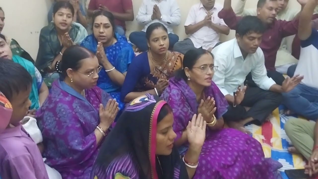 হরে কৃষ্ণ প্রিয়াঙ্কা মাতাজির গৃহে বৈষ্ণব সেবার আনন্দের মুহূর্ত