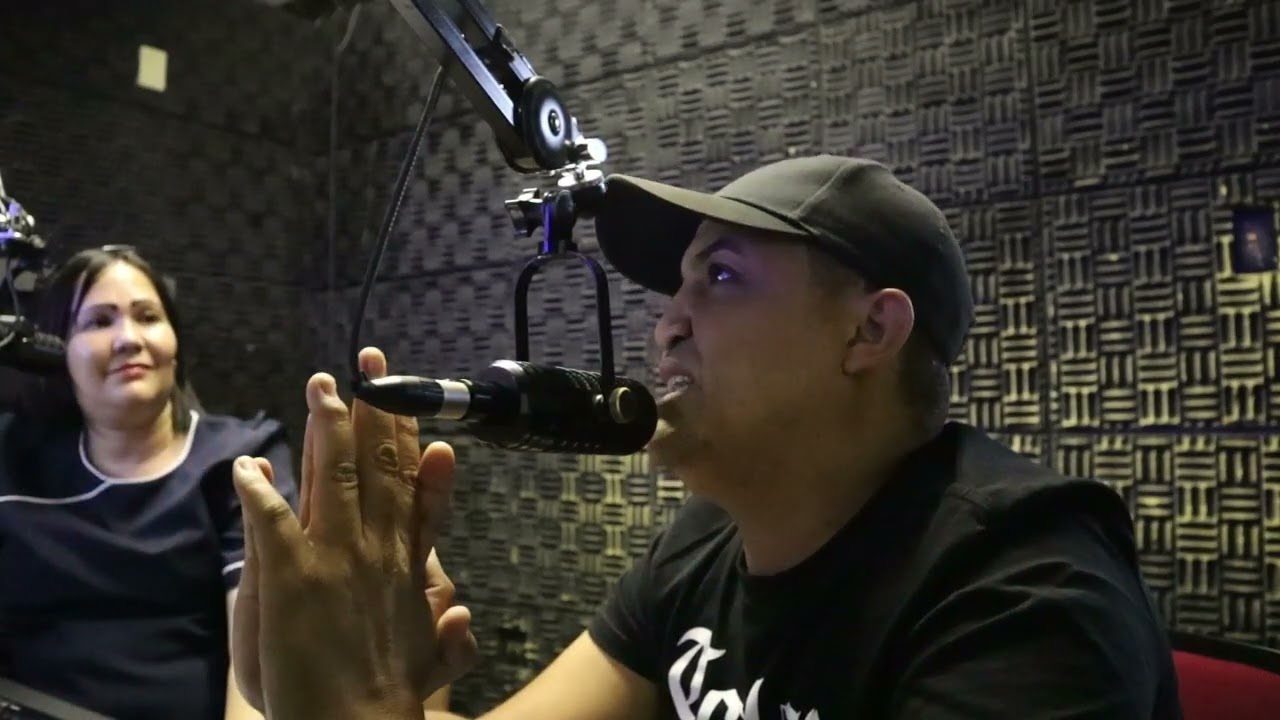 Radio NFM 98.1 - Elkeen verdien 'n 2de kans met Lucinda Raymond