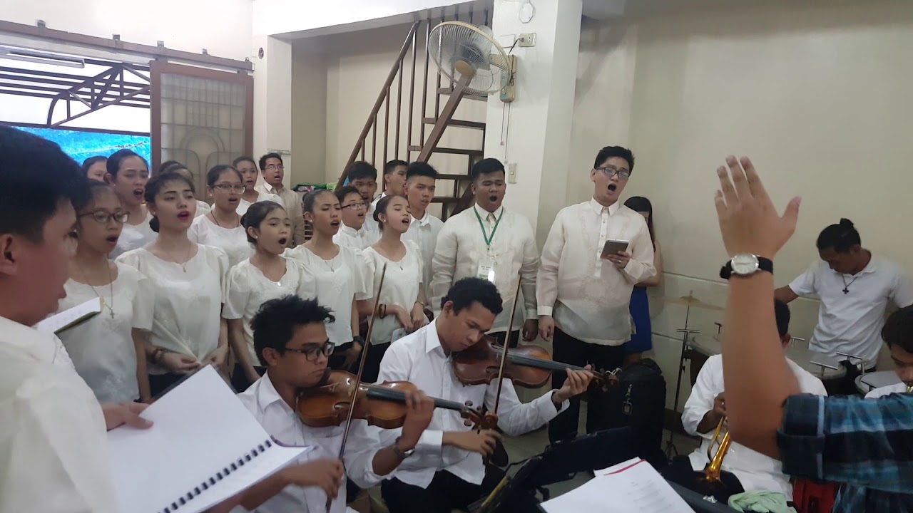Sanctus: Misa Antipona