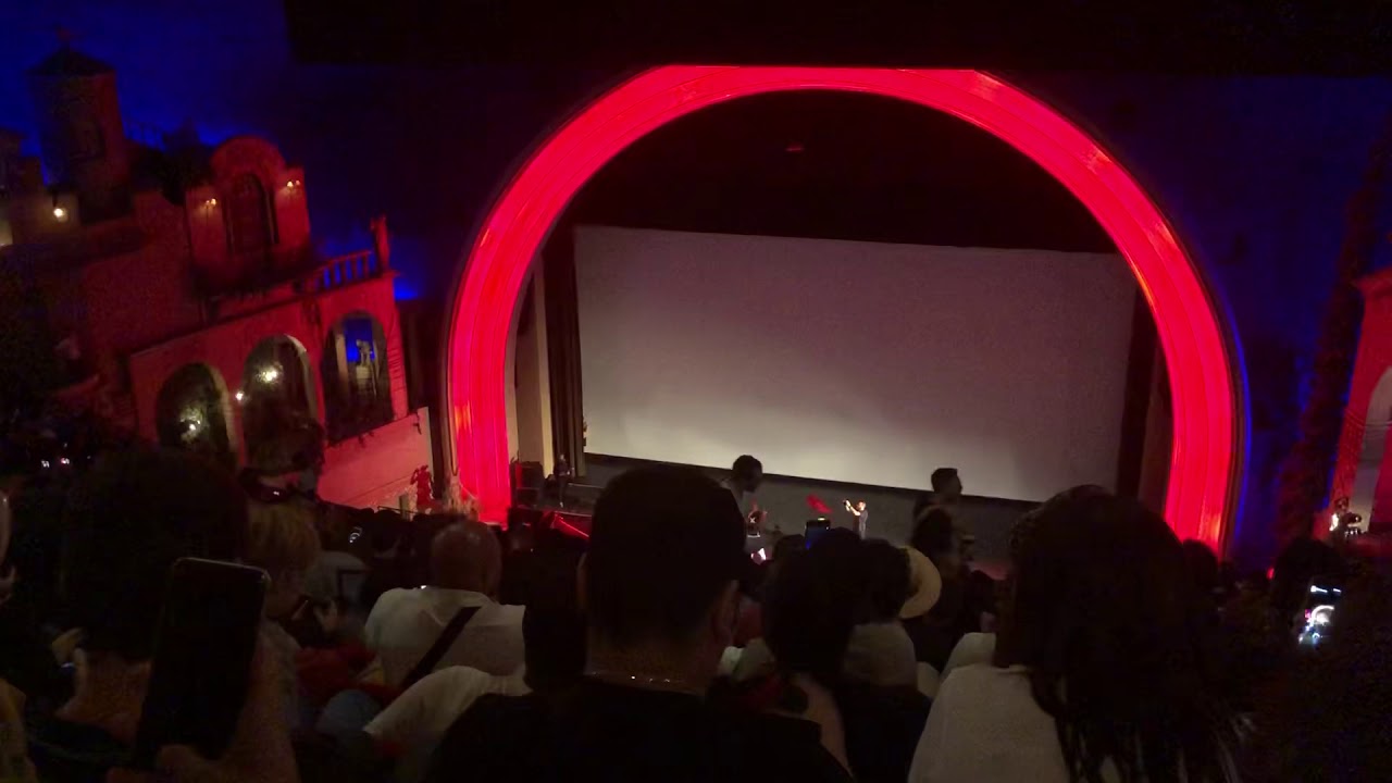 Grand REX : Opening 1 (We Are) de One Piece !