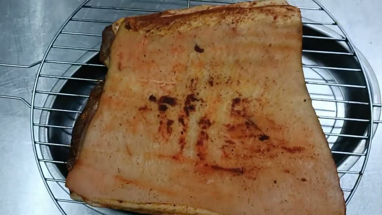 como curar panceta 🥓 para torreznos de Soria, como adobar chicharrones, como condimentar chicharr&oacute;n