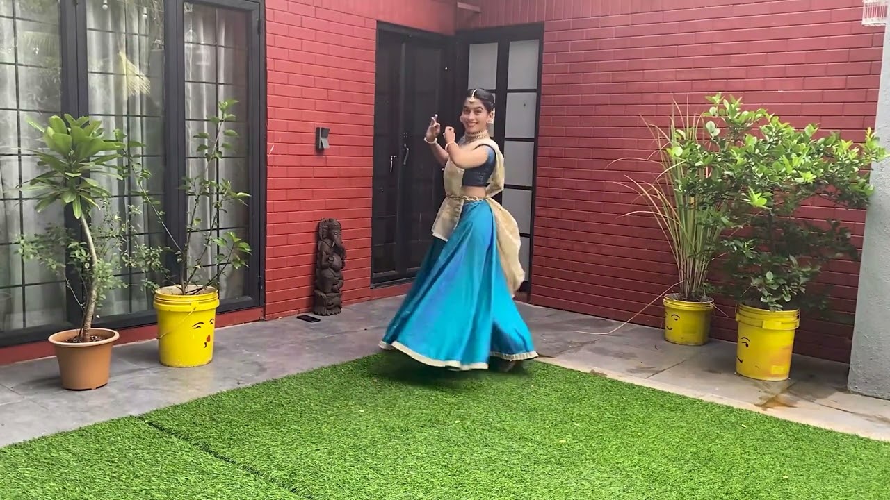 Shades Of Blue | Nache Giridhari | Pandit Divyang Vakil