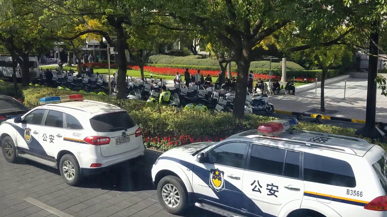 Shanghai People's Square Police