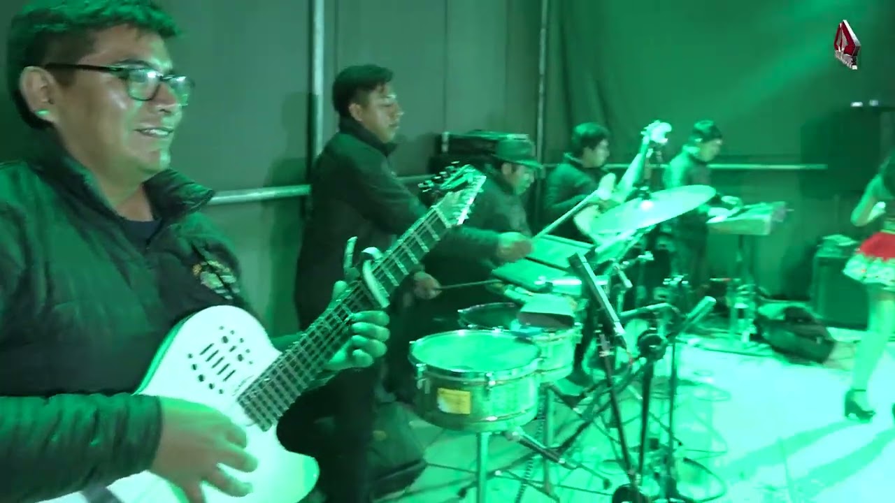 Rosalino Ccaulla en concierto parte 2
