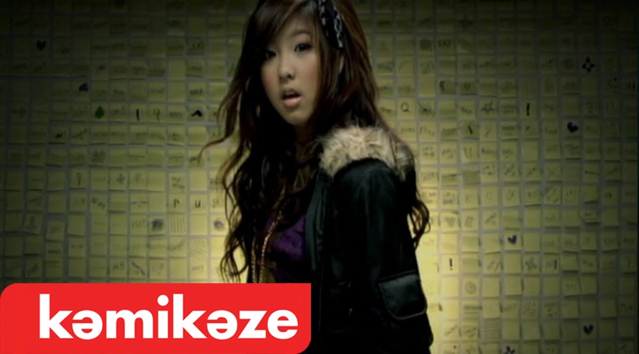 [Official MV] ถามไม่ตรงคำตอบ : Waii