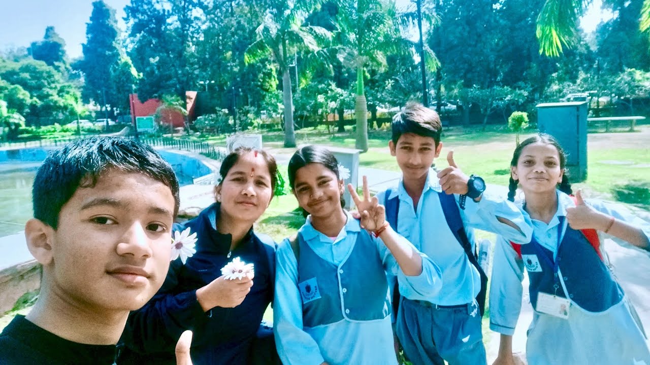 स्कूल से आते टाइम घूम आए सरोजिनी नगर मार्केट video 47 #india $#love #travelblog #travelblog 