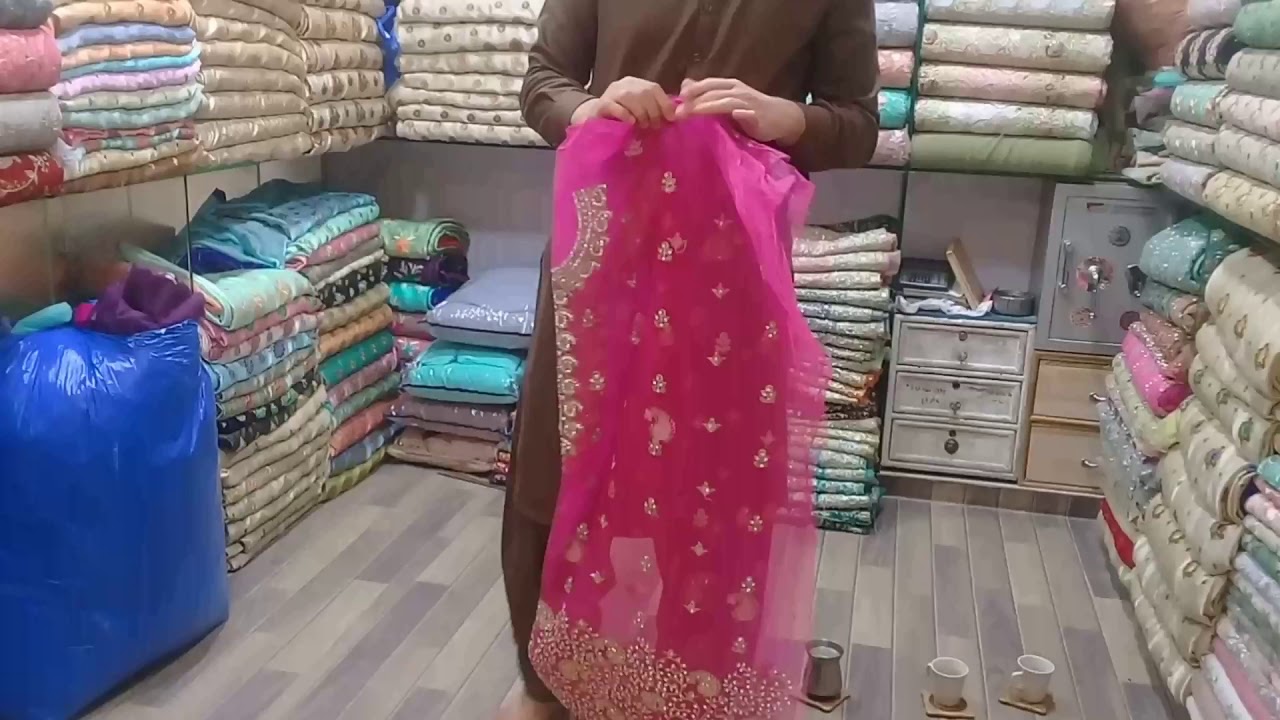 Chor Bazar k Bad Chor Gali Orega Lahore.