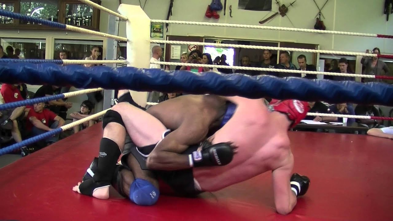 Leroy La Rose R-grip Amsterdam 1e gevecht EK-shooto