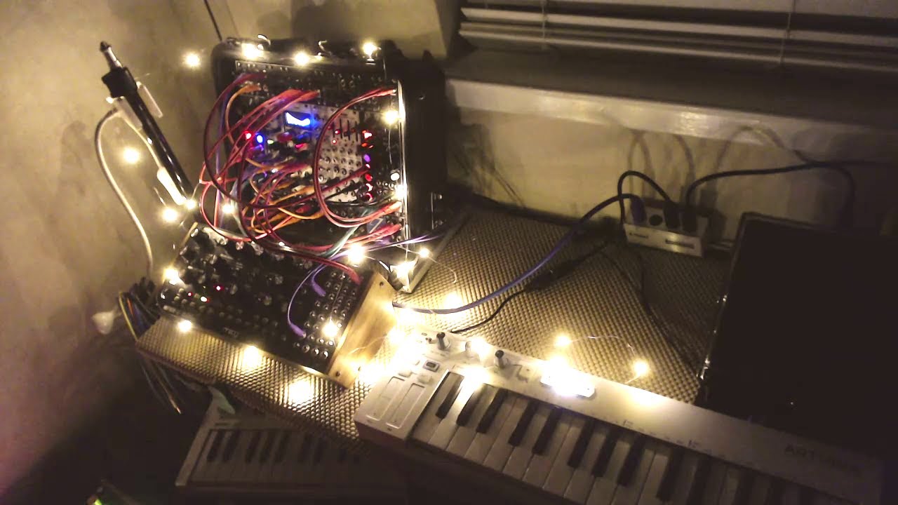 Christmas Time is Here (modular jam)