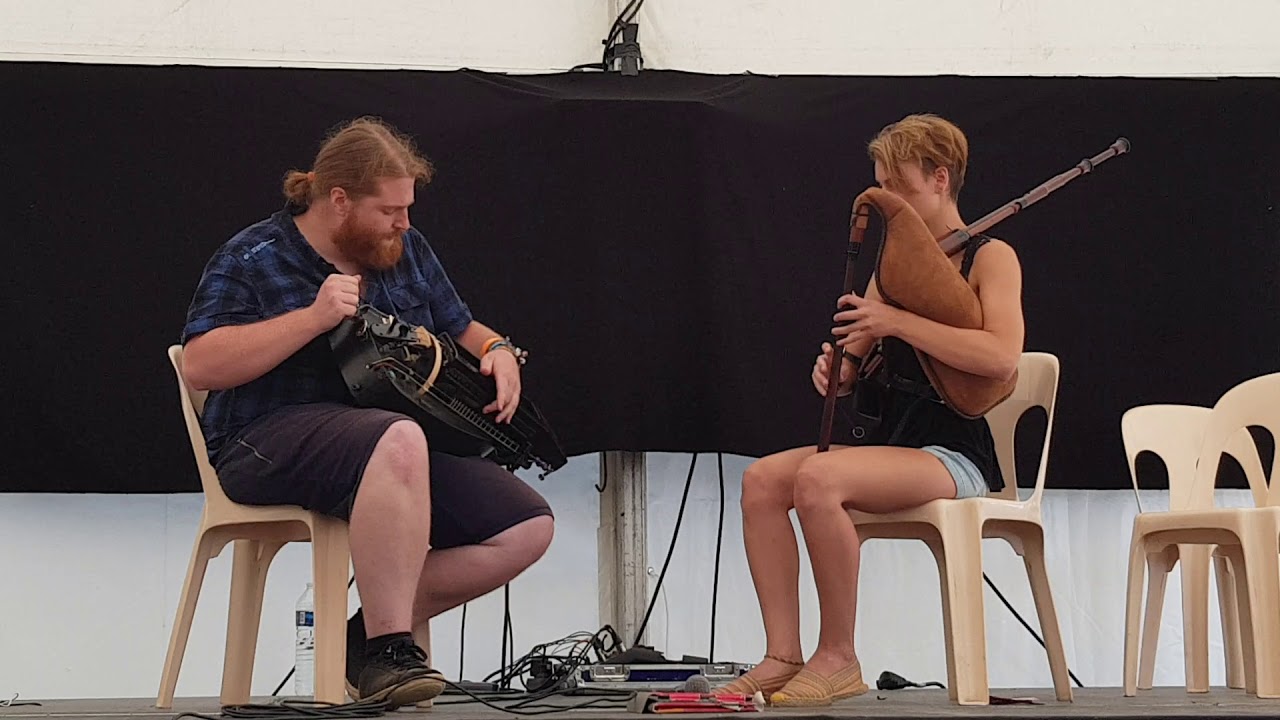 Duo 'Just Cue' - 'A Hornpipe'