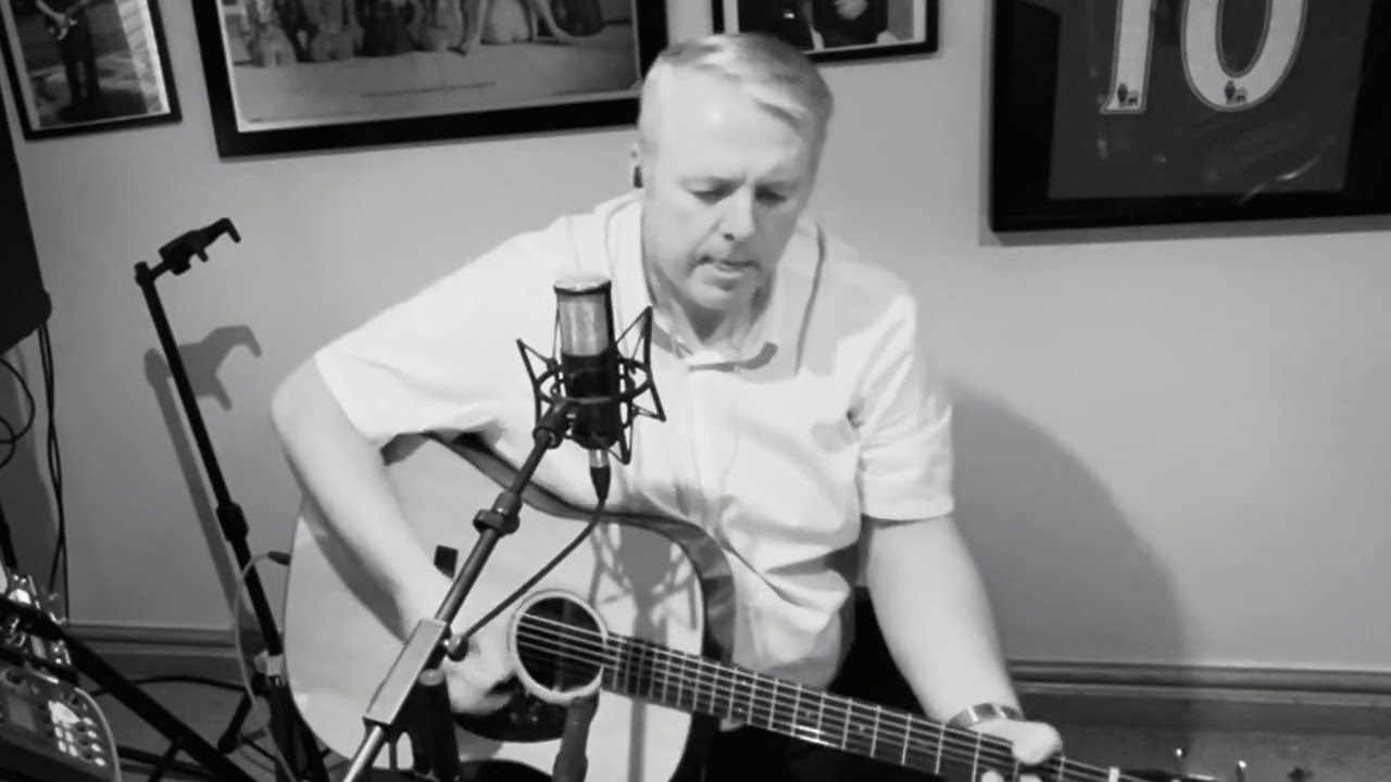 Tracy Chapman “Baby can I Hold You” acoustic cover 