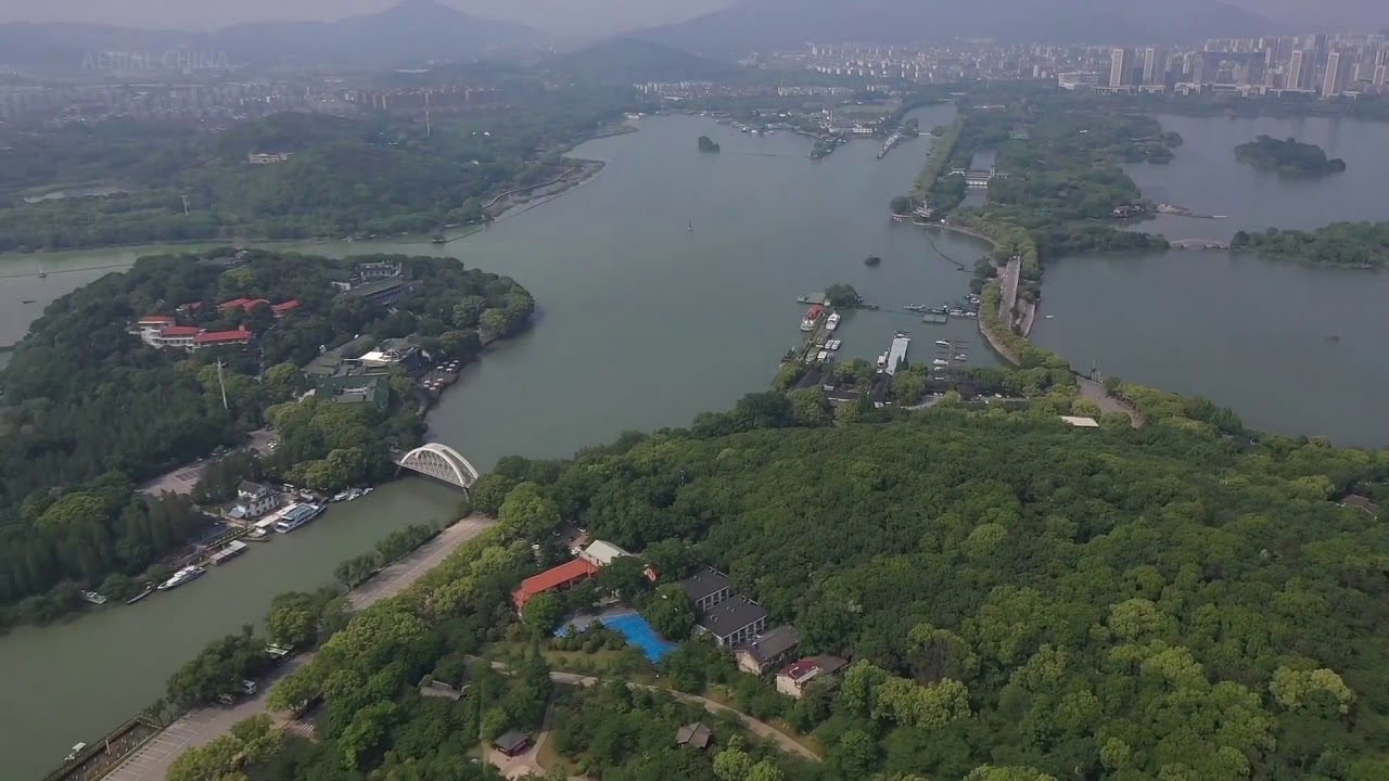 Ariel view of Taihu Wuxi China &mdash; Wuxi's Taihu Yuantouzhu, China
