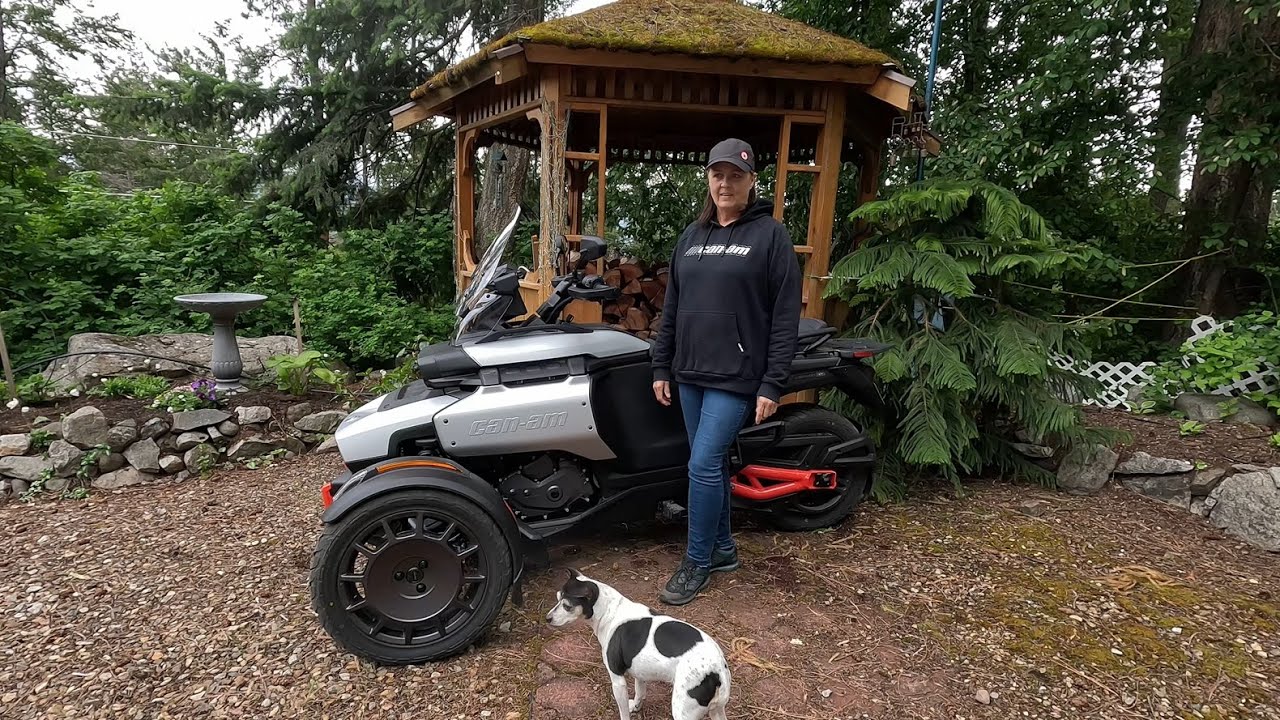 Can-Am Canyon XT dirt riding hands on review Stay tuned for some great music tracks! @CanAm3Wheel