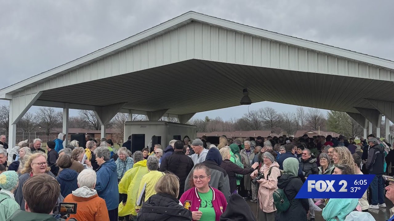 St. Louis community unites in prayer for detained immigrants