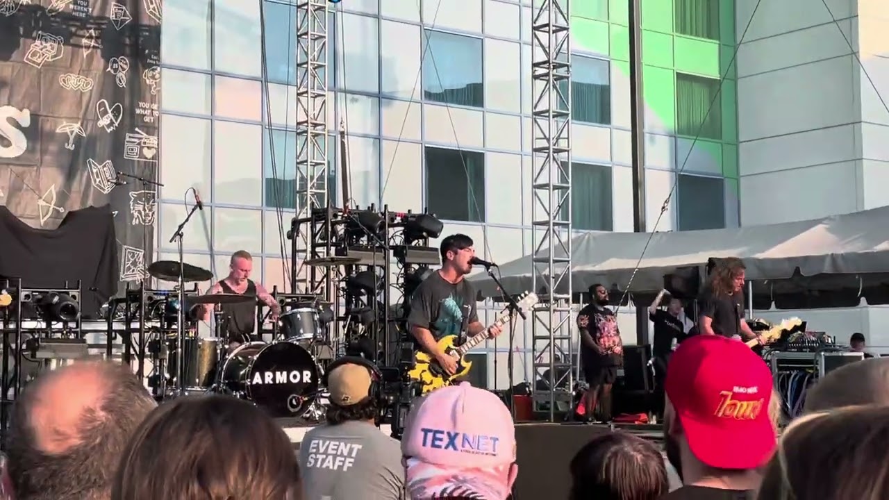 Armor For Sleep - The Truth About Heaven (Live in Council Bluffs)