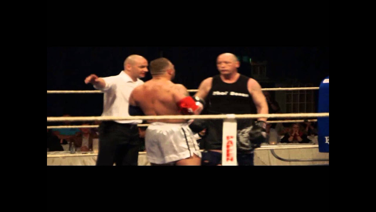 Uwe H&uuml;ck Showfight 27 10 2012