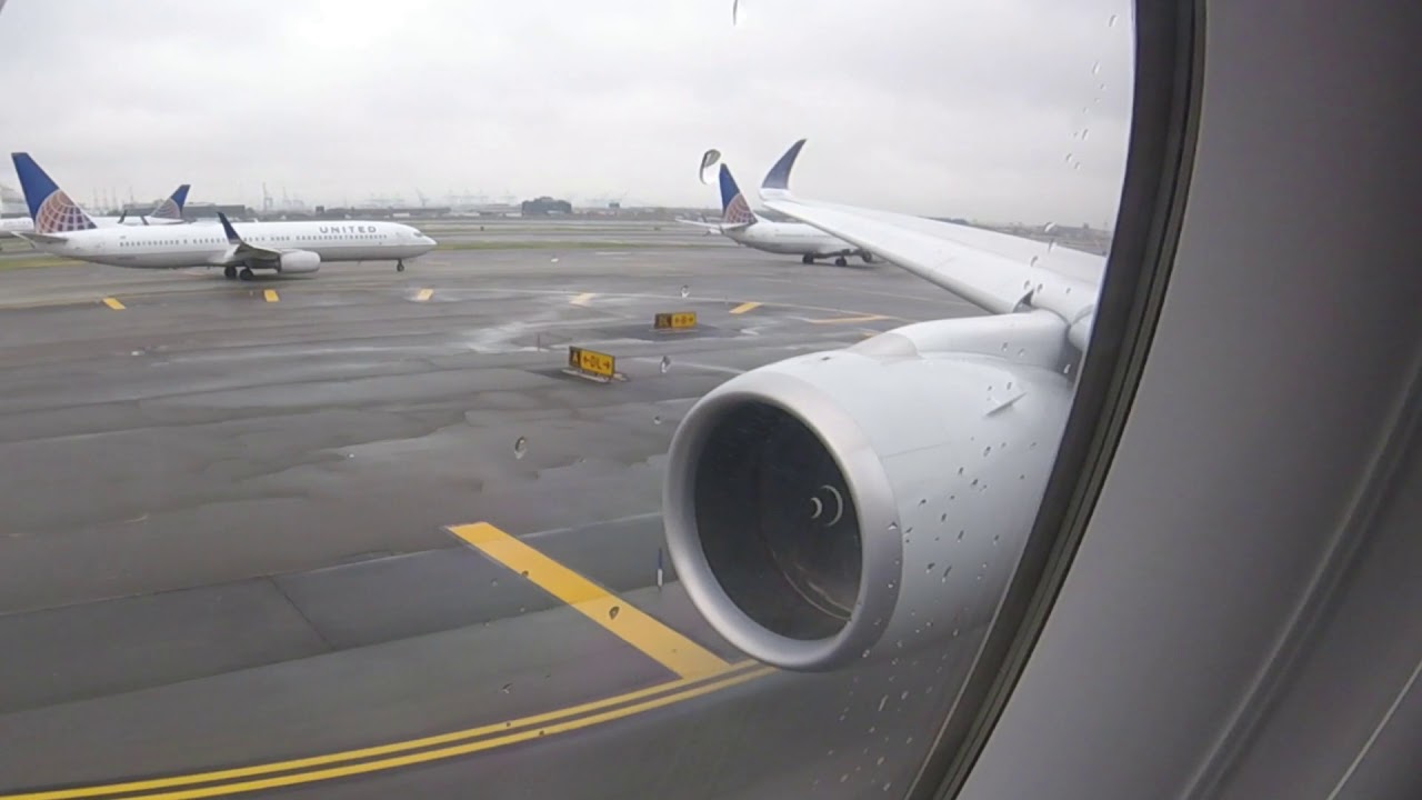 World's Longest Nonstop Flight Engine Start and Take Off from Newark | SQ21