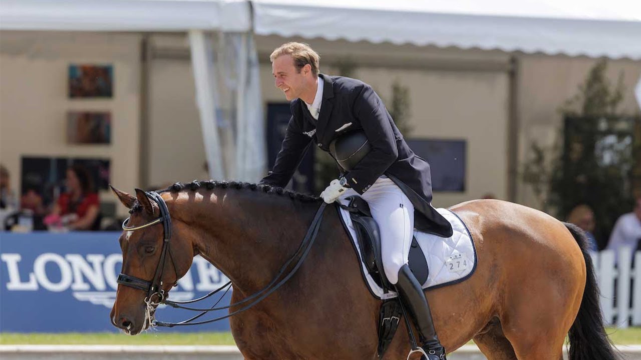 Christoph Hess kommentiert Grand Prix Special von Sönke Rothenberger und Fendi