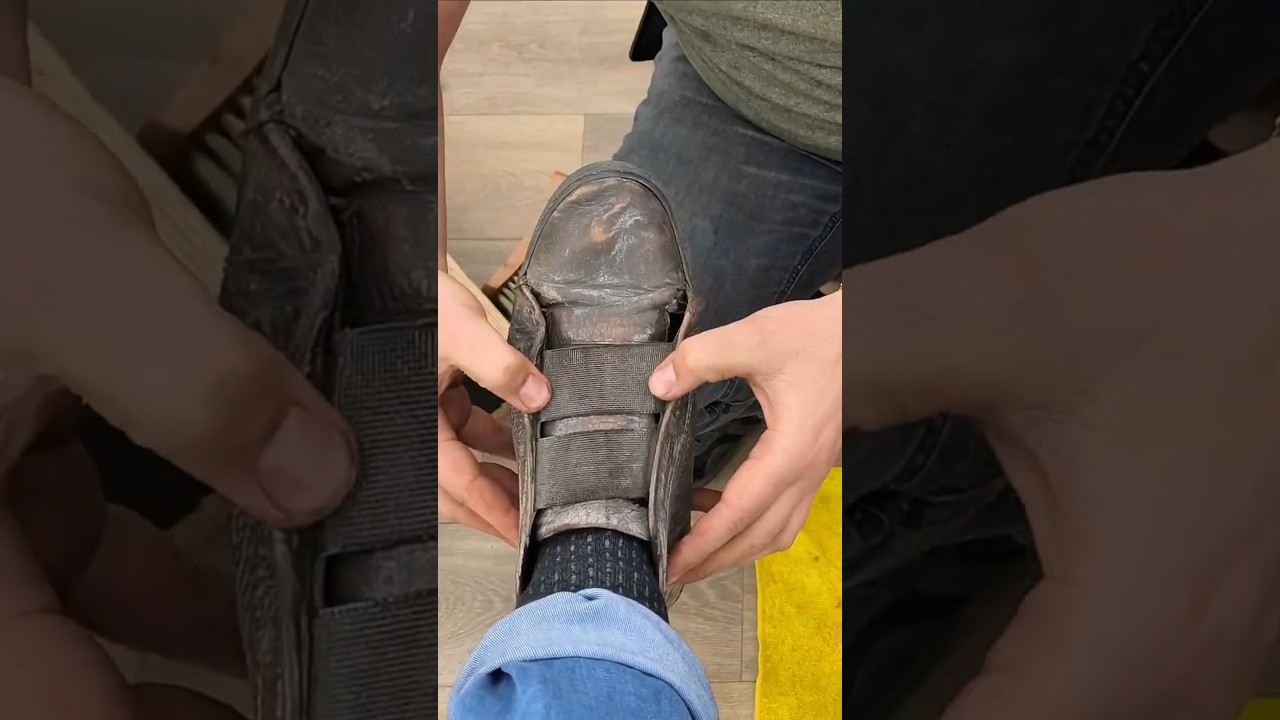 Shoe cleaning and shine Time-lapse