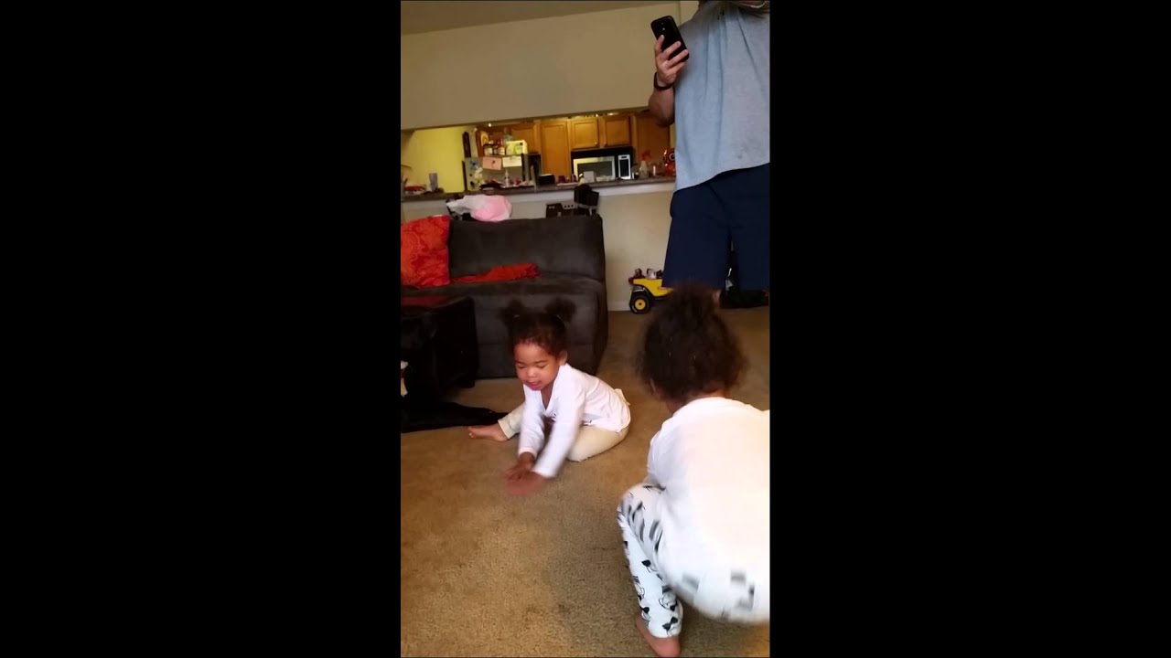 Sareon&Deim having indoor play