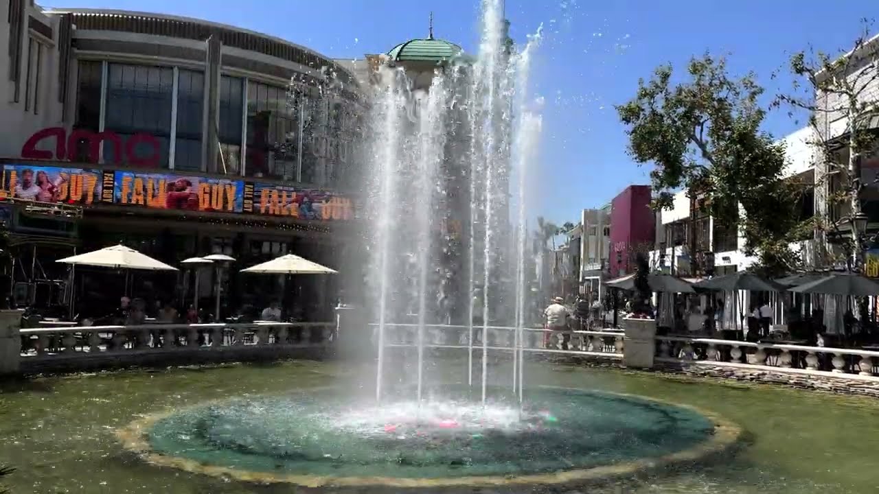 The Grove Fountain Show - 