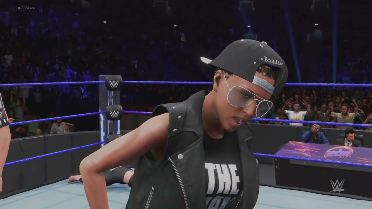 WWE 2K20: Nia Jax help Jen Harley to fight against me (low blow match )