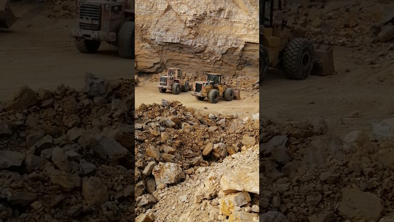 هدم جبل الطفلة دهشور