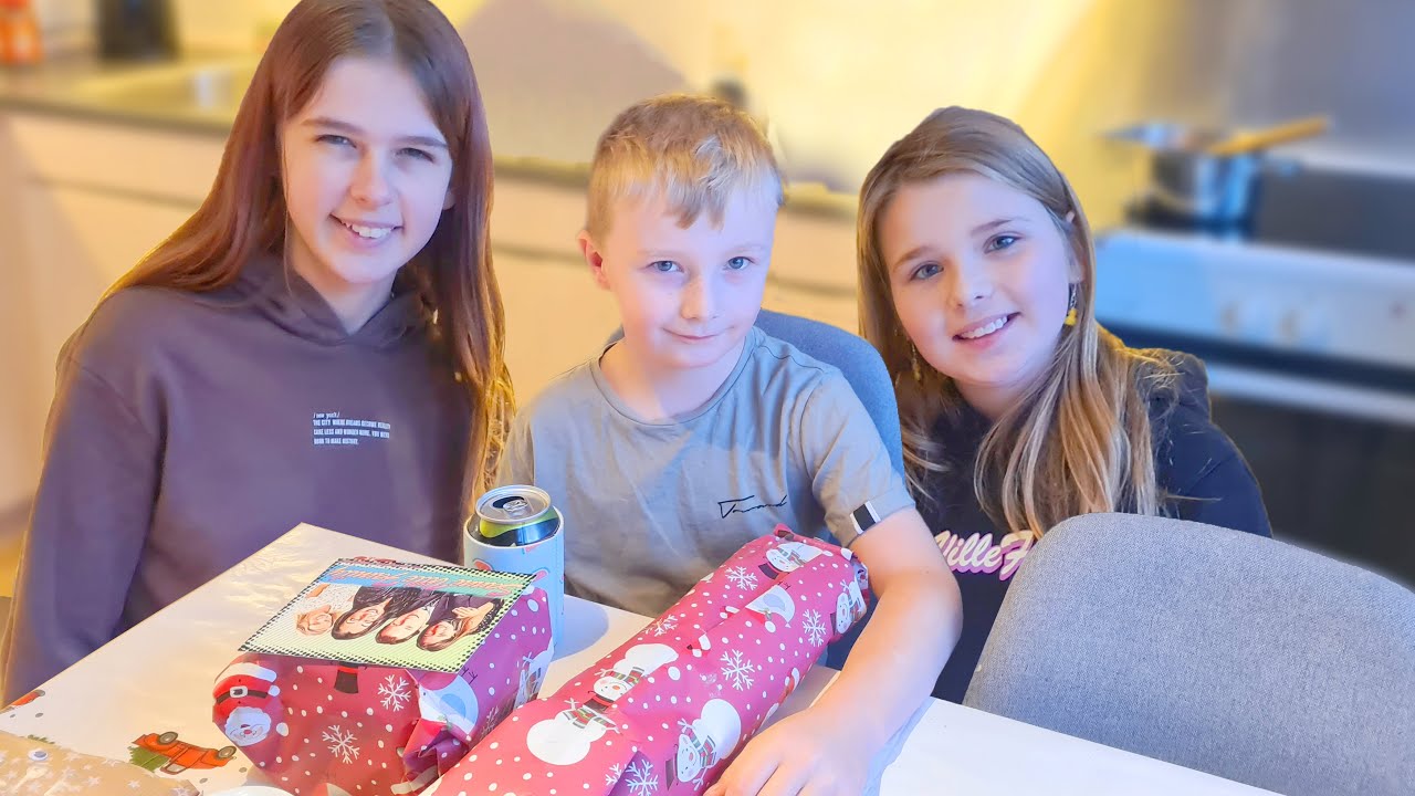 MISSION:GØR EN FORSKEL❤️BESØGER RIKKE, BERTRAM, ANTON & TINKA🎁🥰