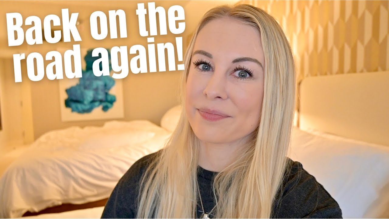 VLOG: On The Road Again! Traveling & reading outside my comfort zone