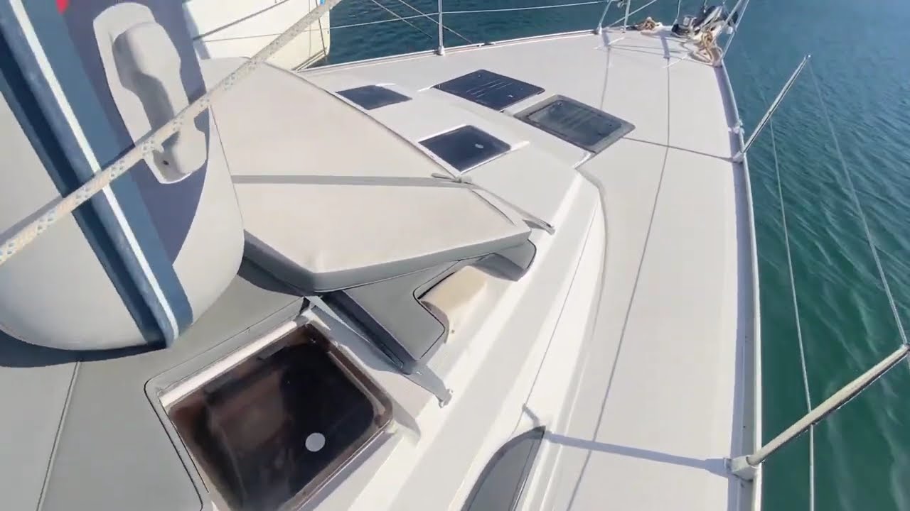 Bavaria 51 cruiser anno 2019 versione 5 cabine 3 wc + cabina doccia in dinette Rif SER