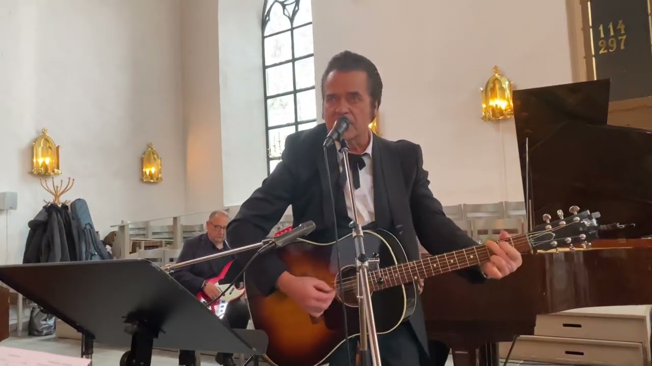 Det Finns En Stad  Peter  Jezewski