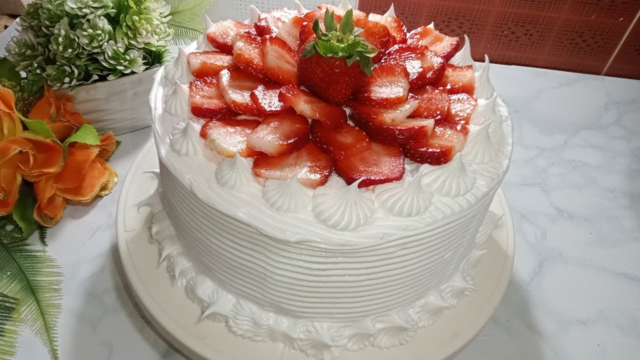 اوعي تشتريها من بره 400ج بشوية دقيق عادي بدون فصل الصفار عن البياض من غير محسن جل  