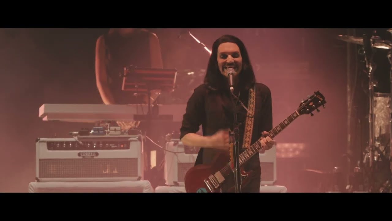Placebo - Beautiful James (Live in Mexico)