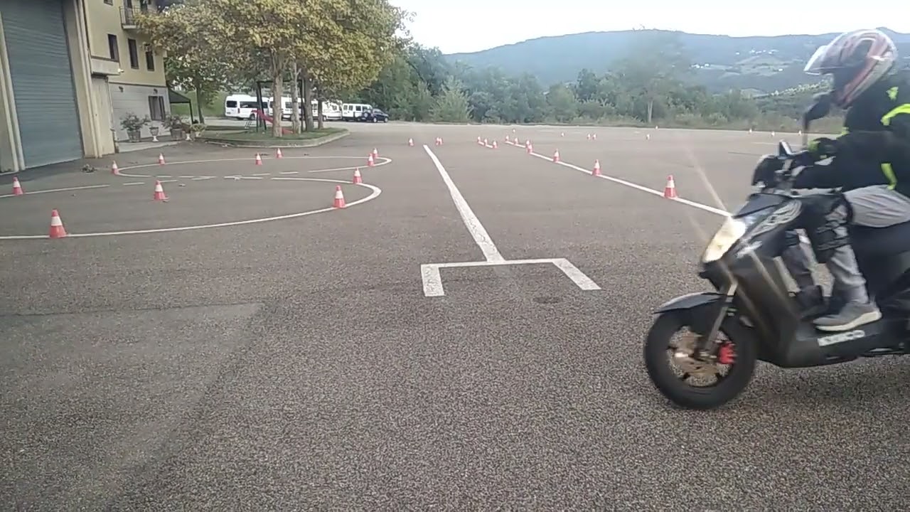 Percorso ostacoli esame patente AM