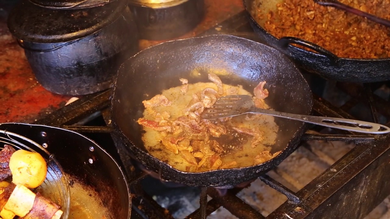 Pérou Cordillère des Andes Cuisine traditionnelle /  Peru Andes Cuisine