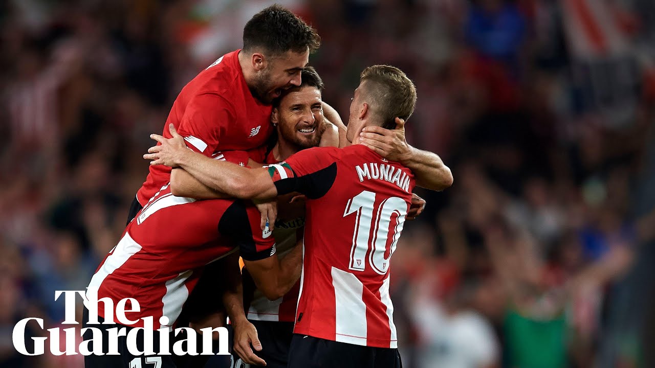 Aduriz receives standing ovation in dressing room after stunning Barcelona