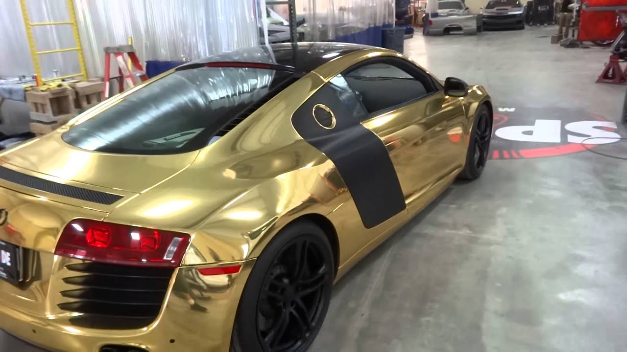 Gold Audi R8 Leaving
