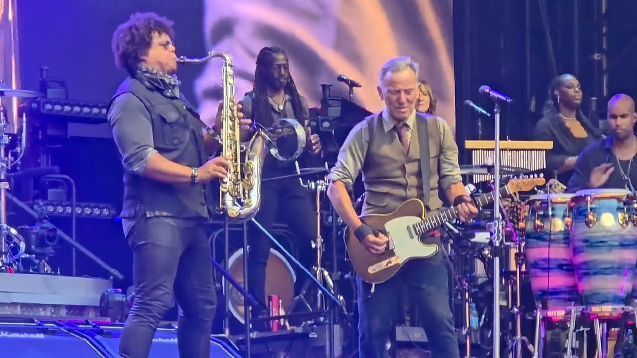 Long Walk Home - Bruce Springsteen live in Berlin